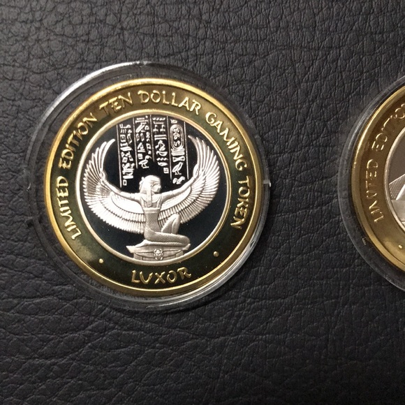Luxor Las Vegas $10 Gaming Tokens .999 Fine Silver - Lot of 2 - Picture 3 of 4